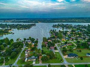 MLS #21296832 image #0