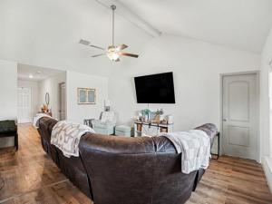 MLS #21297654 image #0