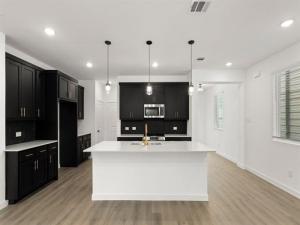 MLS #21299707 image #0