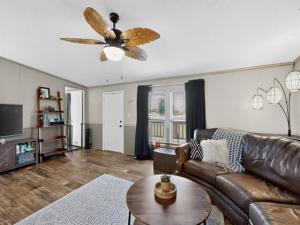 MLS #21299987 image #0