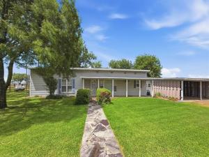 MLS #21300956 image #0