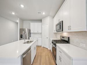 MLS #21304335 image #0