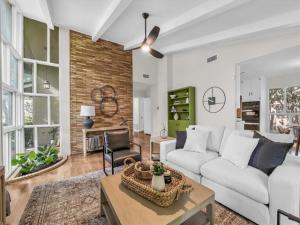 MLS #21306809 image #0