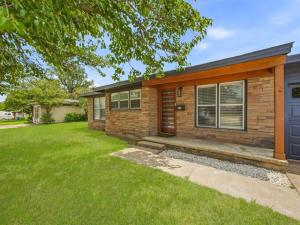 MLS #21307061 image #0