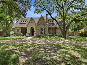 MLS #21312561 image #0