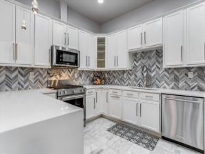 MLS #21312768 image #0