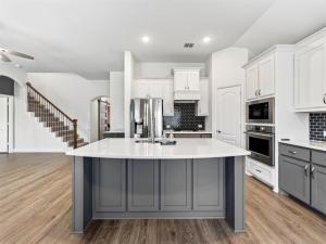 MLS #21312947 image #0