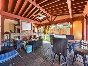 MLS #21315227 image #0