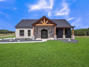 MLS #21316541 image #0