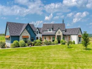 MLS #21317067 image #0