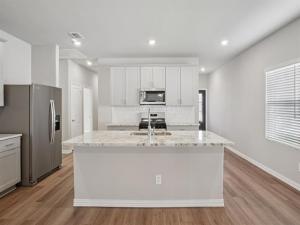 MLS #21317957 image #0