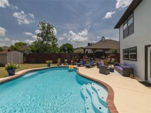 MLS #21318552 image #0