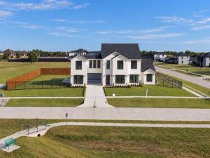 MLS #21319057 image #0