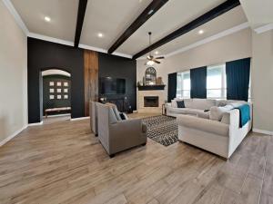 MLS #21323548 image #0