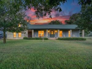 MLS #21325396 image #0