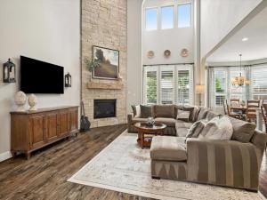 MLS #21325433 image #0