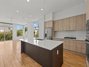 MLS #21325568 image #0