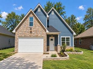 MLS #21325909 image #0
