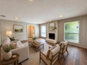 MLS #21326885 image #0