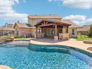 MLS #21327855 image #0