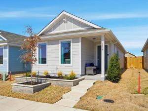 MLS #21329007 image #0