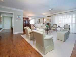 MLS #21329189 image #0