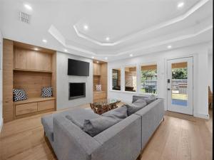 MLS #21329296 image #0