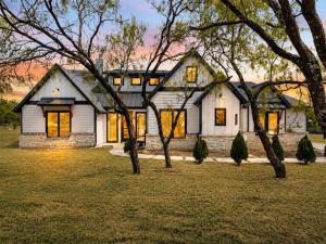 MLS #21329861 image #0
