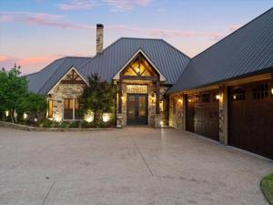 MLS #21330778 image #0