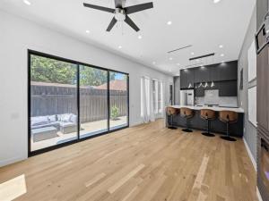 MLS #21330854 image #0