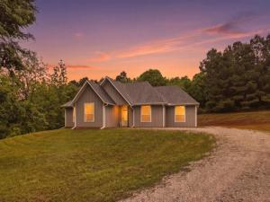 MLS #21332387 image #0