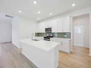 MLS #21332813 image #0