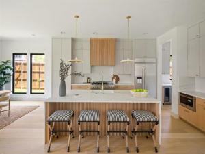MLS #21334650 image #0