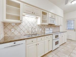 MLS #21334946 image #0