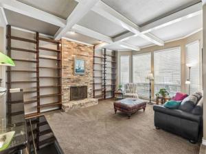 MLS #21335184 image #0
