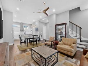 MLS #21335910 image #0