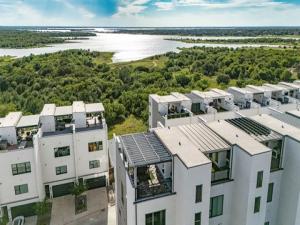 MLS #21337892 image #0