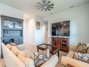 MLS #21340917 image #0