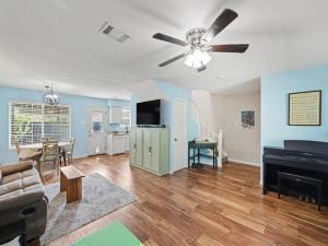 MLS #21341815 image #0