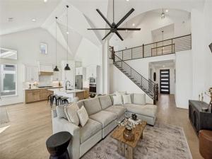 MLS #21345795 image #0