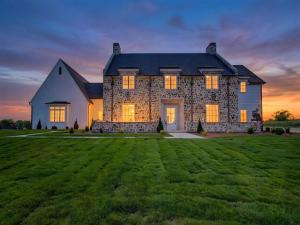 MLS #21345949 image #0