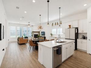 MLS #21349387 image #0