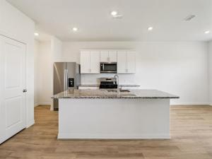 MLS #21350904 image #0