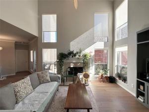 MLS #21351056 image #0