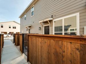 MLS #21352993 image #0