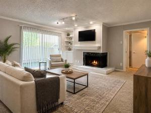 MLS #21353226 image #0