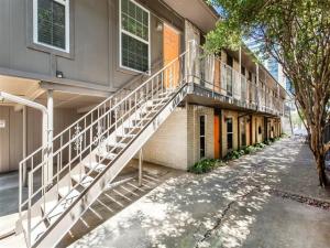 MLS #21353886 image #0