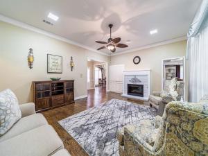 MLS #21354193 image #0