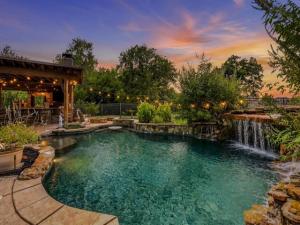 MLS #21356581 image #0