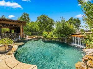 MLS #21356581 image #0